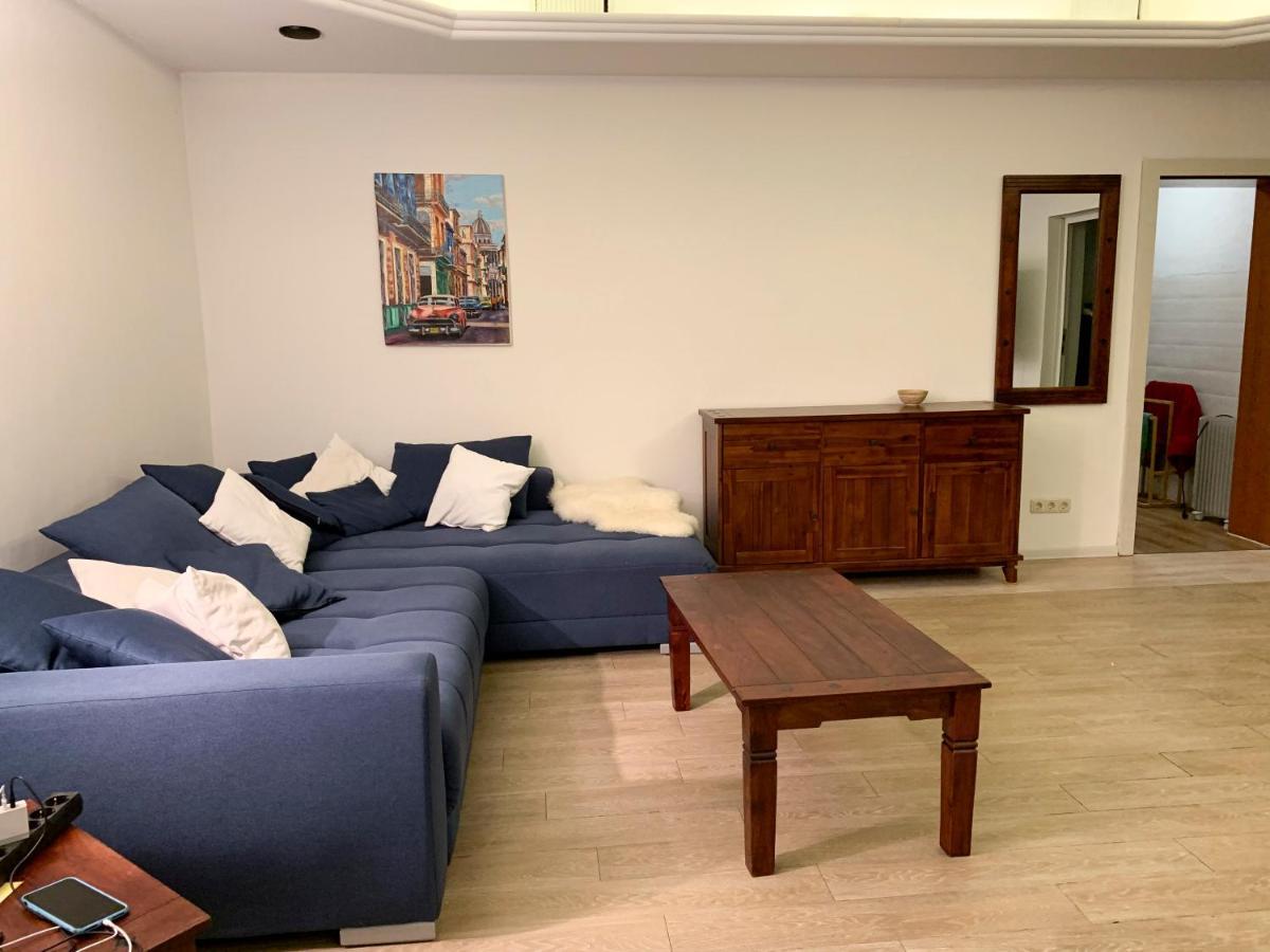 Grosse & Voll Ausgestattete Apartments, Studios, Doppelzimmer, Workspace, Parkplatz, Netflix, Prime & Schnelles Wifi In Ruhiger Lage Mit Garten Rudolstadt Exterior foto