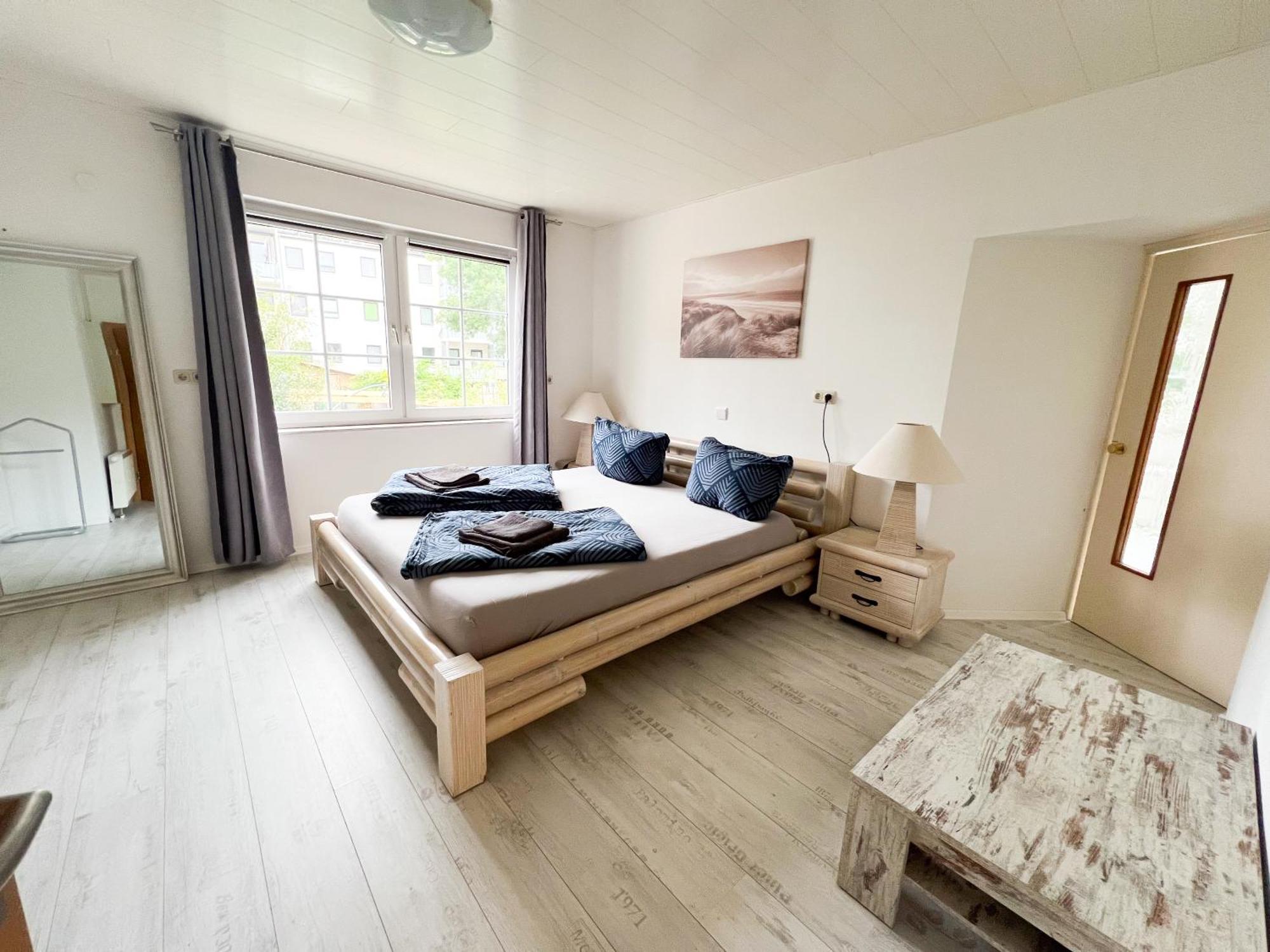 Grosse & Voll Ausgestattete Apartments, Studios, Doppelzimmer, Workspace, Parkplatz, Netflix, Prime & Schnelles Wifi In Ruhiger Lage Mit Garten Rudolstadt Cameră foto