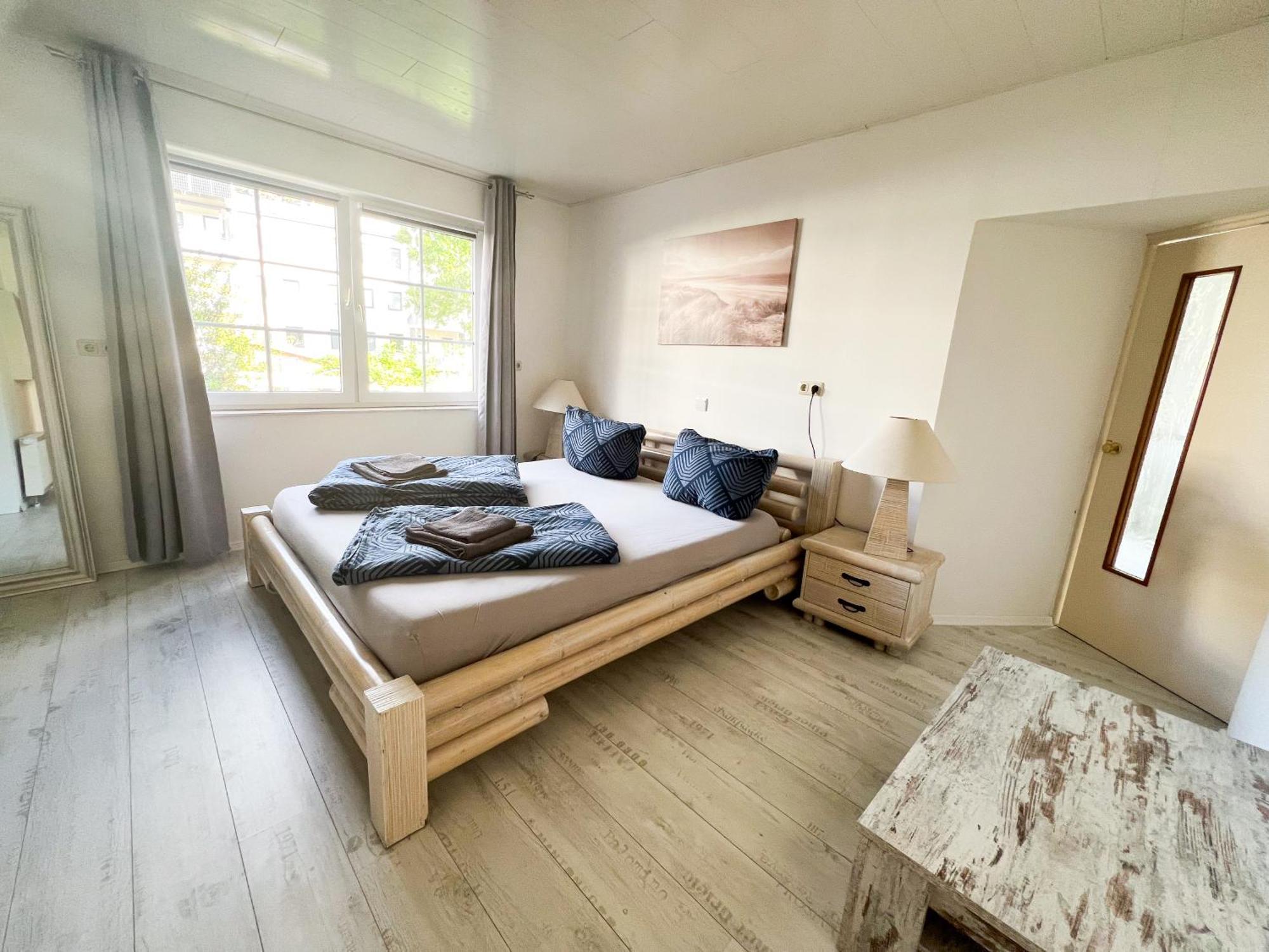 Grosse & Voll Ausgestattete Apartments, Studios, Doppelzimmer, Workspace, Parkplatz, Netflix, Prime & Schnelles Wifi In Ruhiger Lage Mit Garten Rudolstadt Cameră foto